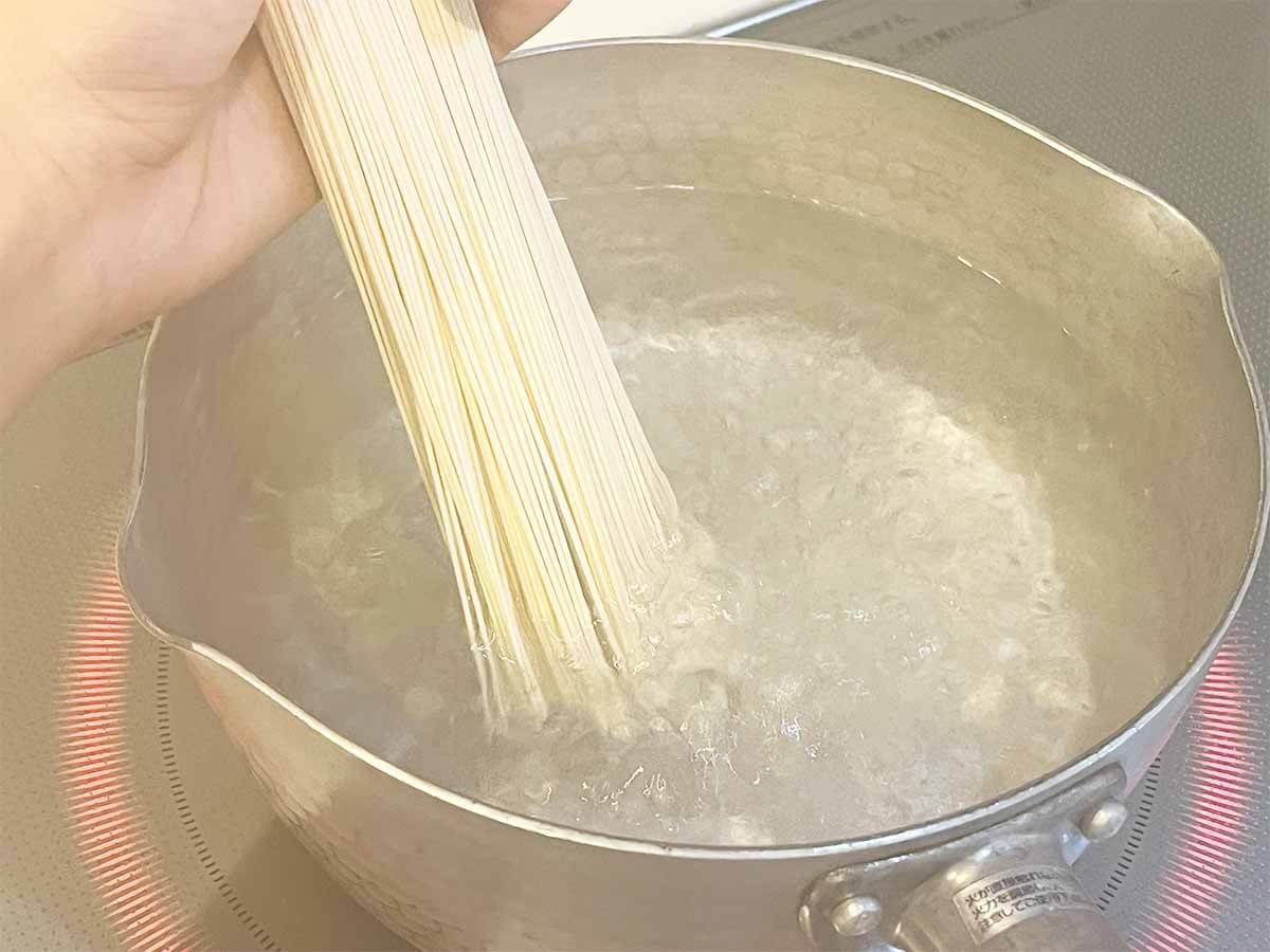 食べるラー油のぶっかけそうめん