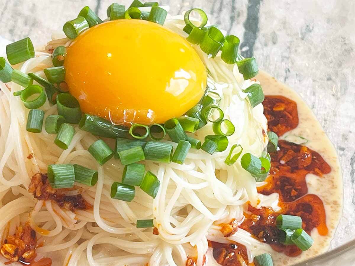 食べるラー油のぶっかけそうめん